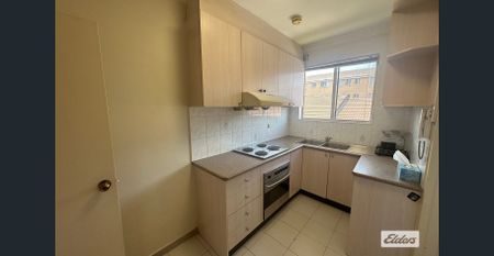 2 BEDROOM UNIT | LEVEL 2 | LOCK-UP GARAGE - Photo 4