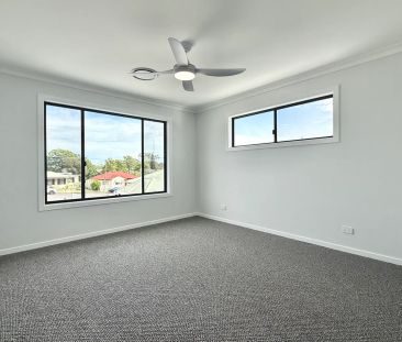 Stylish New Build in Sought-After Taree West - Photo 2