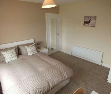 Milton Road, Earley, Reading, RG6 - Photo 2