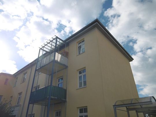 Sehr gepflegte 3-Zimmer-Wohnung mit Balkon und KFZ-Abstellplatz in Grünruhelage – PROVISIONSFREI - Foto 1