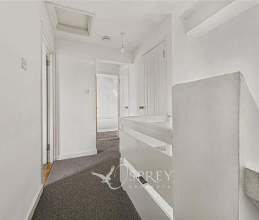 3 bedroom flat to rent - Photo 4