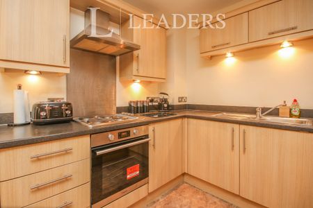 2 bedroom flat to rent St. James Place, Norton Green Lane WS11 - Photo 4