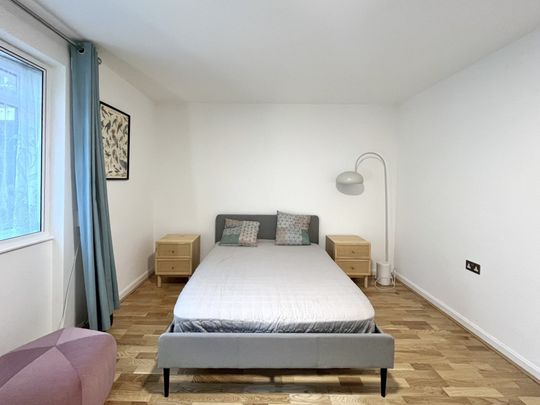 Polygon Road, London - Photo 1