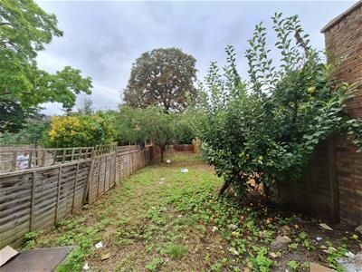 1 Bed Flat, Marsala Road, SE13 - Photo 2