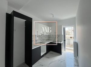 Διαμέρισμα για ενοικίαση - Νίκαια, - Φωτογραφία 2