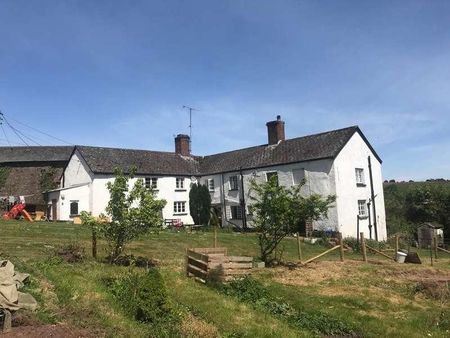 Barton Cottages, EX2 - Photo 4