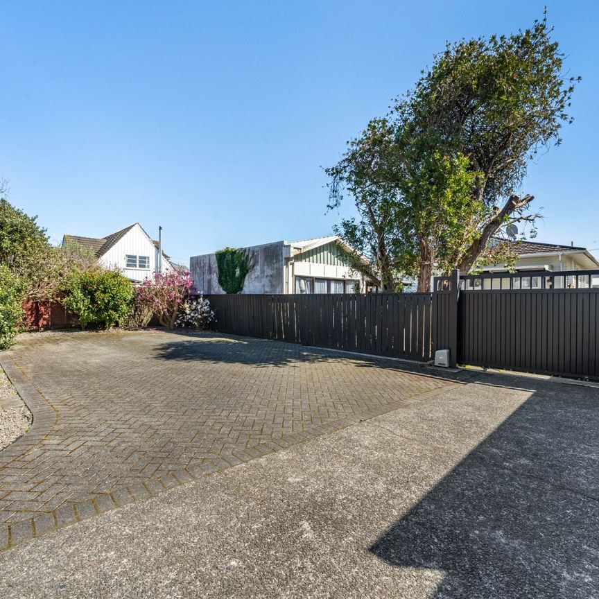 4-Bedroom Home in Waterloo - Photo 1