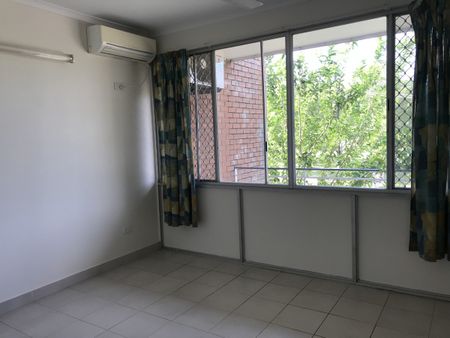 2 bedroom unit close to Casuarina - Photo 4