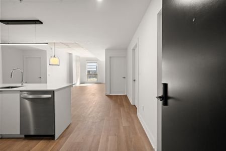 5200 Rue de la Savane apartment — Montréal, QC (2-Bedroom) - 2 Bedroom - Photo 5