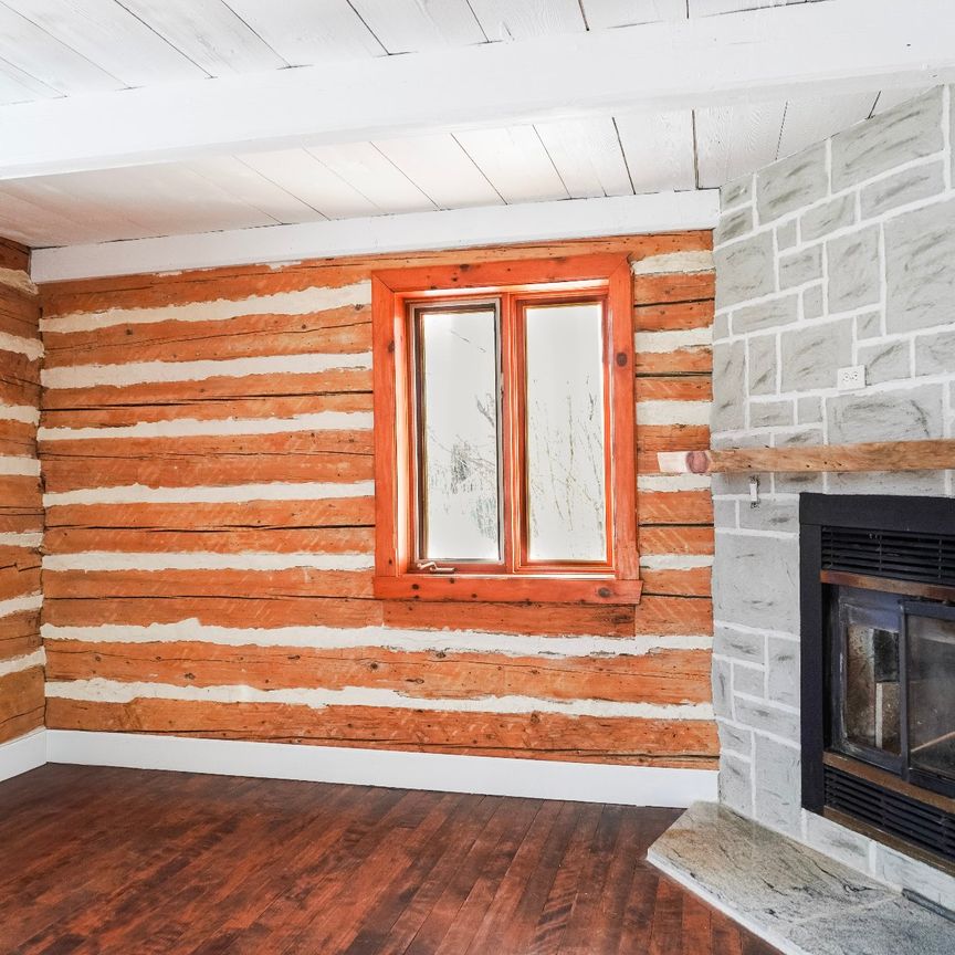 Maison à étages à Mirabel - Photo 1