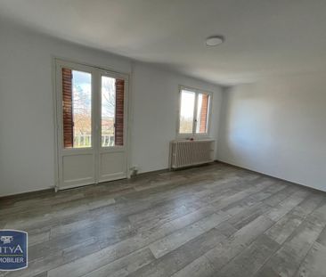 Location Maison 5 pièces 134m² CRECHES SUR SAONE 71680 - Photo 4