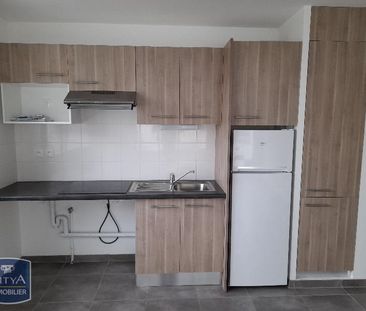 Location Appartement 3 pièces 61m² LILLE 59000 - Photo 4