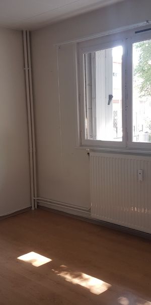 Location Appartement 1 pièce 19m² LILLE 59000 - Photo 1