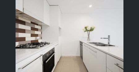Modern North-facing apartment in Clemton Park Village - Photo 4