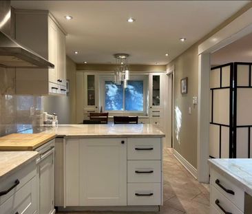 For Lease - 80 Mosedale Cres Crescent Unit# Master Bedroom 2nd Floo... - Photo 1