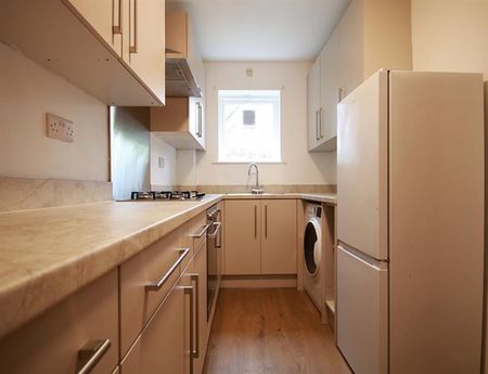 2 Bedroom Apartment To Let - Photo 5