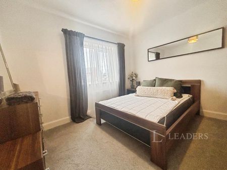 1 bedroom detached house to rent - Photo 5