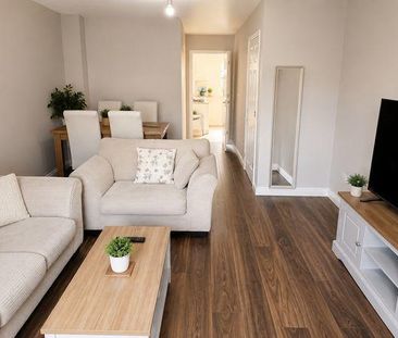 2 bedroom end of terrace house to rent - Photo 4
