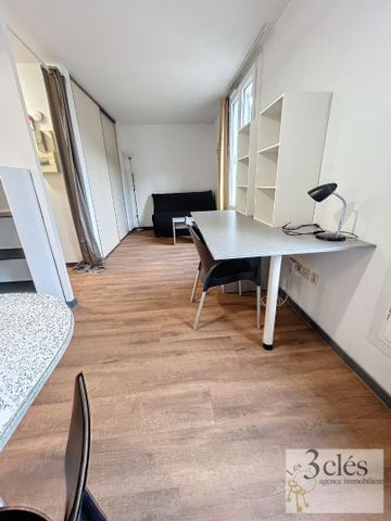 STUDIO MEUBLE AVEC TERRASSE 12 M² - Photo 5