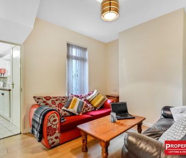 STUDENT ACCOMMODATION, 8 Northland Terrace, Derry/Londonderry, BT48... - Photo 1