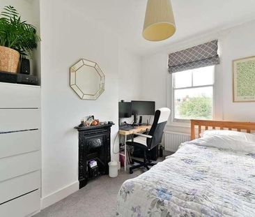 Dorien Road, Raynes, SW20 - Photo 4