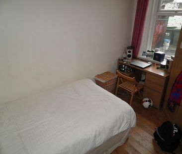 2 Bed Flat Second Avenue - Photo 1