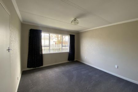 112 West Street, Hawthorndale - Photo 4