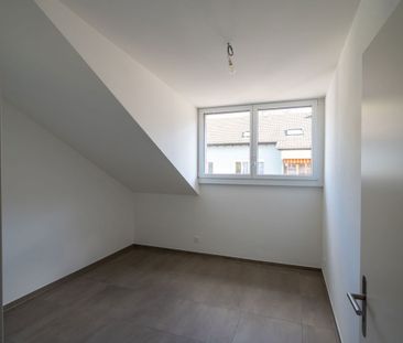moderne Wohnung mit eigenem Waschturm - Photo 1