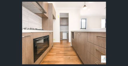 Modern Family Living in a Peaceful Ripley Pocket with Ducted Air Con - Photo 2