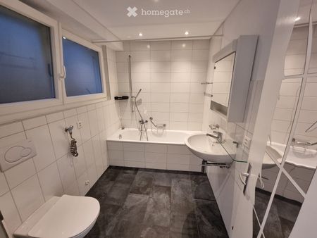 A louer de suite ou à convenir dans une villa familiale - Foto 3
