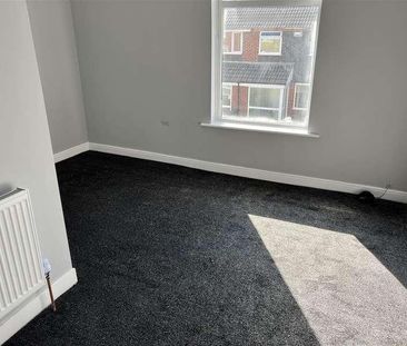 Cowper Street, Ashton-under-lyne, OL6 - Photo 3