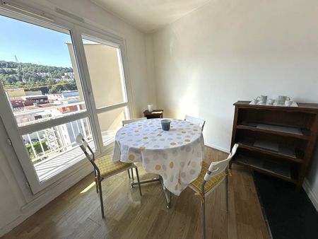 Location Appartement 1 pièce 31m² ST ETIENNE 42100 - Photo 4