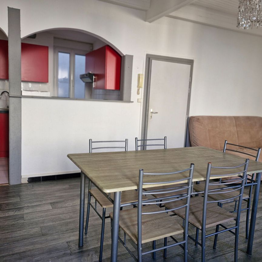 Location Appartement 2 pièces 46m² - Photo 1