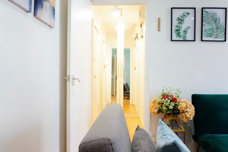 1 Bed Flat, Westbourne Gardens, W2 - Photo 2