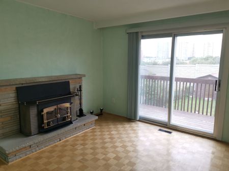 For Lease - 219 Shawnee Circle Unit# Main unit, Toronto, Ontario - Photo 3