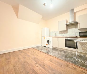 1 Bed Flat, Harpour Road, IG11 - Photo 6