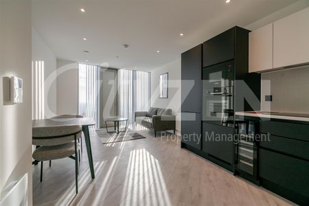 VISTA RIVER GARDENS, Trinity Way, Manchester - Photo 2