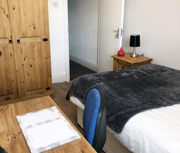 4 bedroom house share to rent - Photo 1