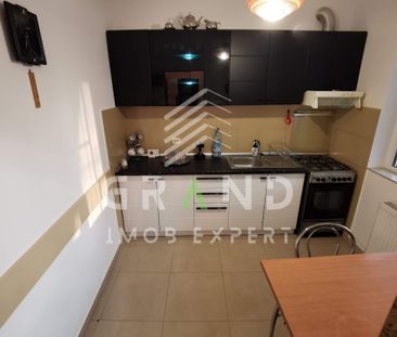 Casă modernă de închiriat, 3 dormitoare,curte privată ș - Fotografie 1