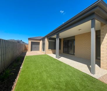 16 Dunoon Avenue, Clifton Springs - Photo 1