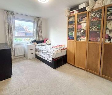 Woking, GU21 - Photo 5