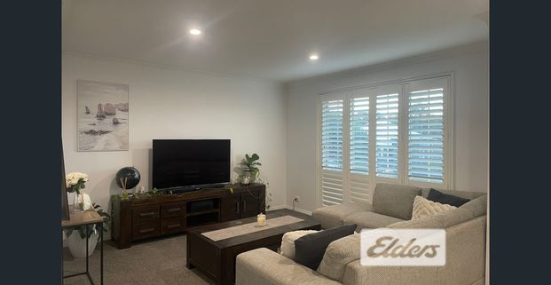 Very Appealing & Convenient Townhouse - Photo 1