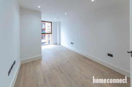3 bedroom flat to rent - Photo 2