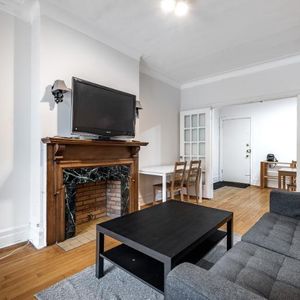 5 1/2 - Montréal (Côte-des-Neiges) - 2 100 $/mois - Photo 2