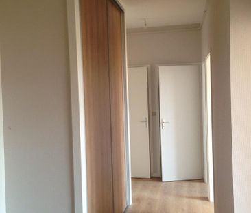 Location Appartement 4 pièces 77m² LYON 7ème - Photo 6