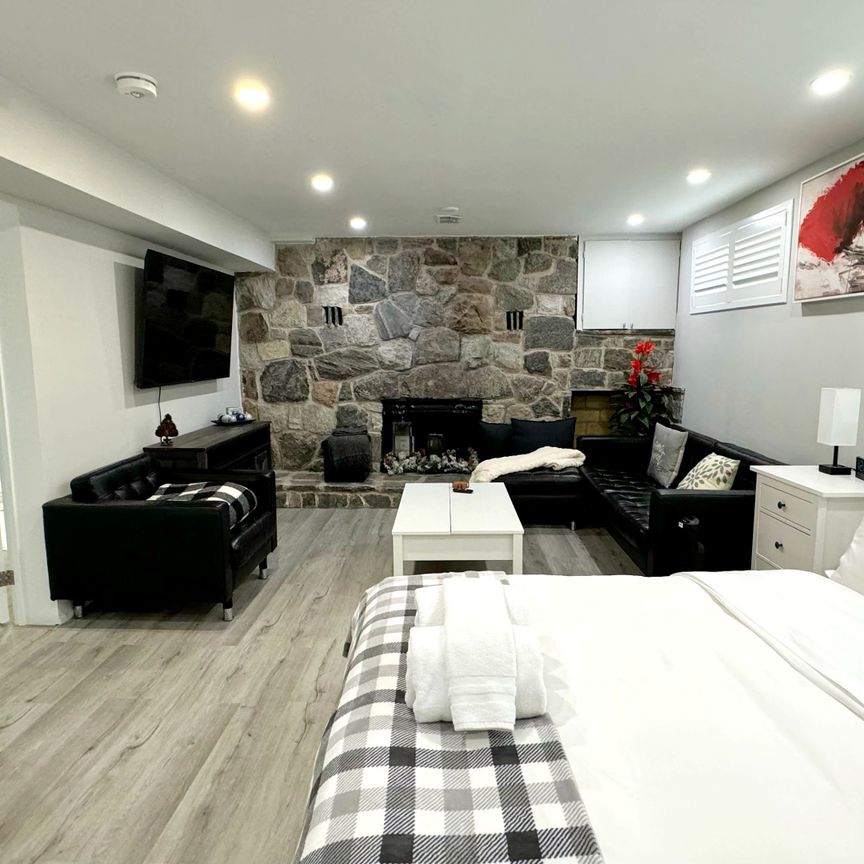 For Lease - 16 Pannahill Road Unit# Basement, Toronto, Ontario - Photo 1