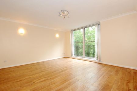 Adelaide Road, Belsize Park, London, NW3 - Photo 4