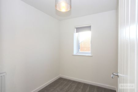 24 Stonemason Way, Peterborough - Photo 3