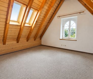 Saniertes Juwel 3.5-Zimmer-Duplexwohnung mit Cheminée und grossem B... - Photo 4