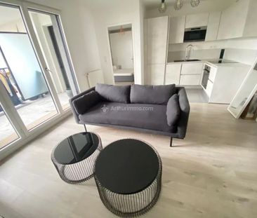 Location Appartement 2 pièces 45 m2 à Asnières-sur-Seine - Photo 2